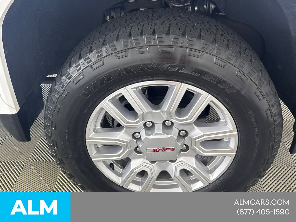Used 2024 GMC Sierra 2500 SLT w/ SLT Premium Package AWD/4WD image 15