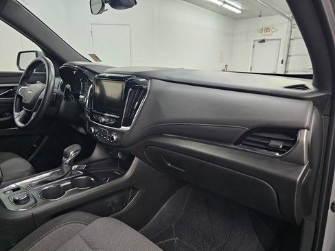 Used 2024 Chevrolet Traverse LT w/ LPO, Floor Liner Package AWD/4WD image 12