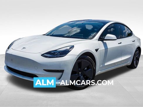 Used 2023 Tesla Model 3 Standard Range RWD image 1