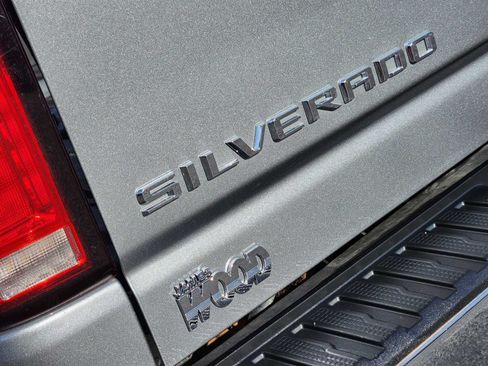 Certified 2025 Chevrolet Silverado 2500 LTZ w/ LTZ Convenience Package AWD/4WD image 12