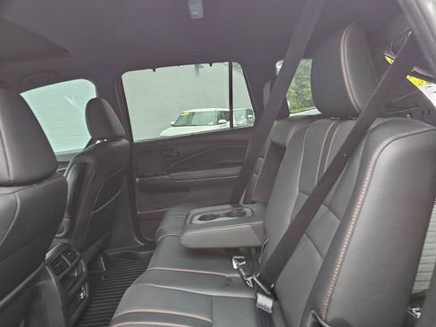 Used 2023 Honda Passport TrailSport image 21