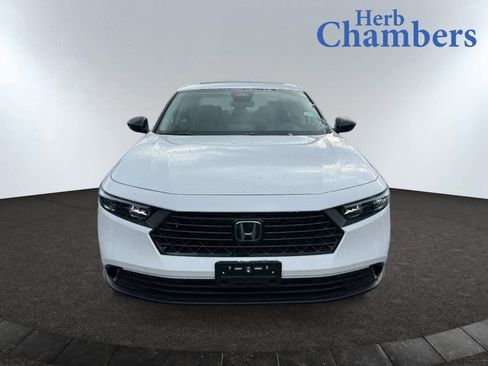 New 2025 Honda Accord SE image 2