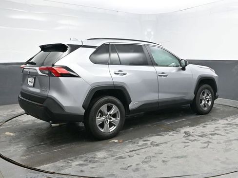 Used 2023 Toyota RAV4 LE image 7