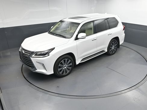 Used 2019 Lexus LX 570 4WD image 37