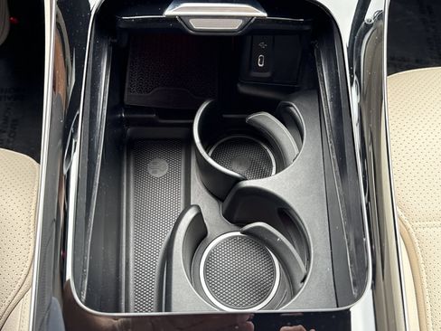 Certified 2025 Mercedes-Benz GLC 350e 4MATIC image 24