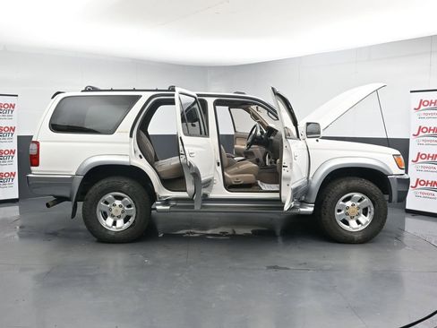 Used 1997 Toyota 4Runner Limited AWD/4WD image 40