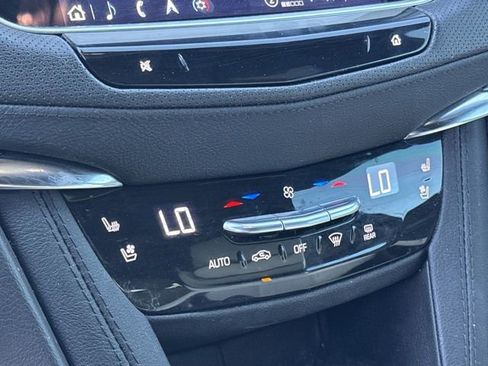 Certified 2023 Cadillac XT5 Sportv w/ Technology Package image 18