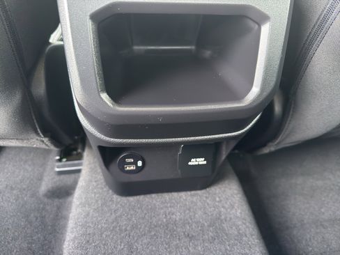 Used 2025 Ford Ranger XLT image 38