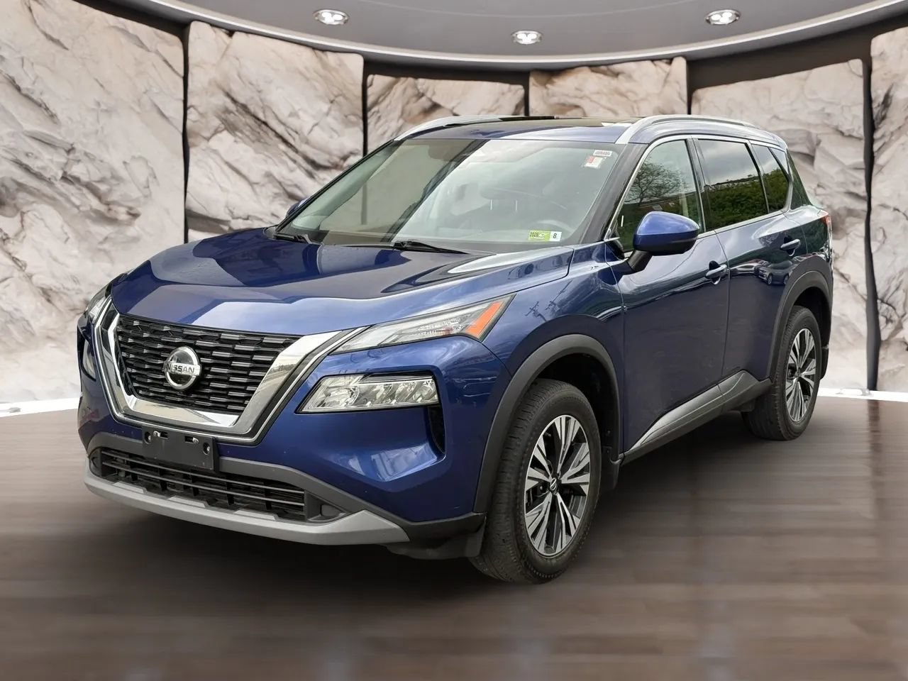 Used 2021 Nissan Rogue SV w/ Premium Package AWD/4WD image 3