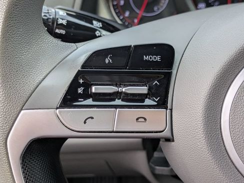 Used 2021 Hyundai Elantra SEL FWD image 26