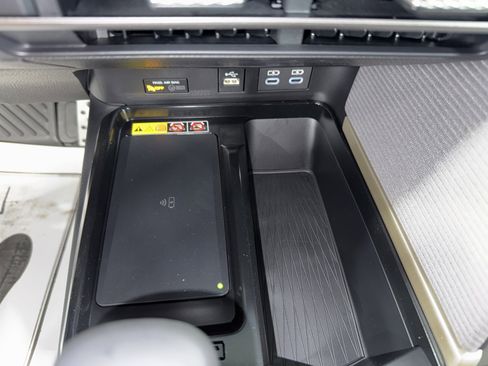 New 2026 Toyota Camry SE image 23