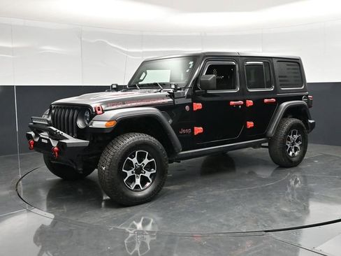 Used 2019 Jeep Wrangler Unlimited Rubicon AWD/4WD image 3