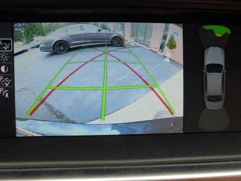 Used 2011 Rolls-Royce Ghost image 18