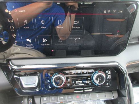 New 2026 GMC Sierra 2500 AT4 w/ AT4 Premium Plus Package AWD/4WD image 20