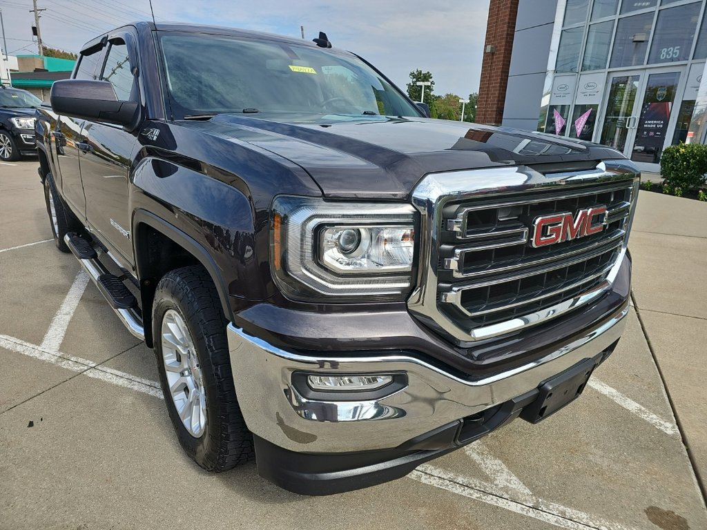 Used 2016 GMC Sierra 1500 SLE w/ SLE Value Package AWD/4WD image 5