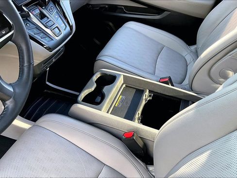 Used 2023 Honda Odyssey Elite image 15