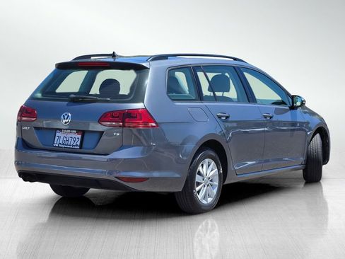 Used 2015 Volkswagen Golf S FWD image 5