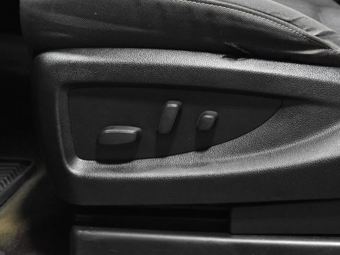 Used 2018 Chevrolet Silverado 1500 LT w/ All Star Edition image 4