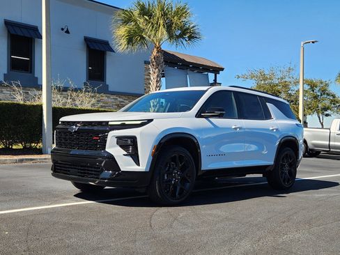 New 2026 Chevrolet Traverse RS image 2