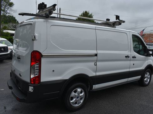 Used 2019 Ford Transit 250 130 Low Roof RWD image 3