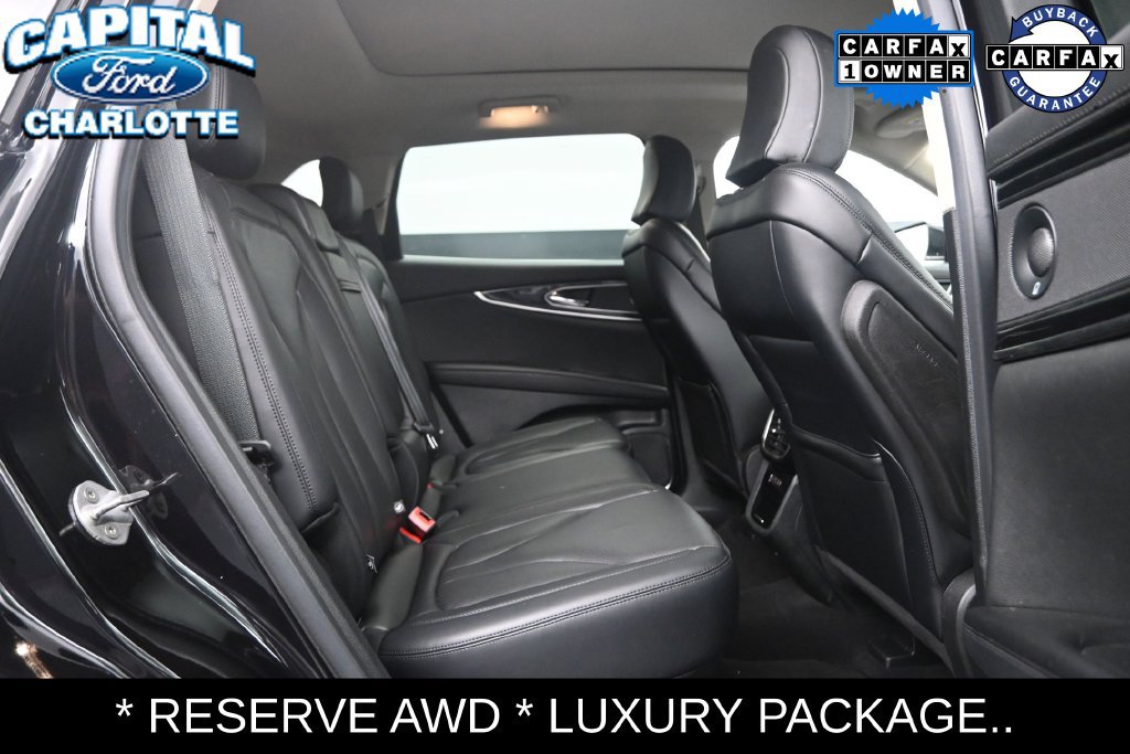 Used 2023 Lincoln Nautilus Reserve w/ Luxury Package AWD/4WD image 11