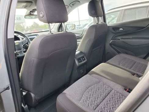 Used 2023 Chevrolet Equinox LT FWD image 12