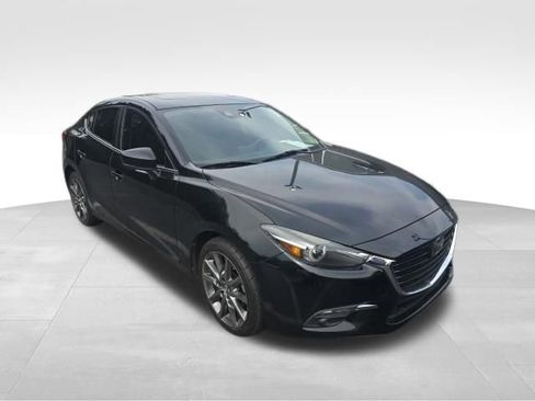 Used 2018 MAZDA MAZDA3 Grand Touring w/ Premium Equipment Package FWD image 8