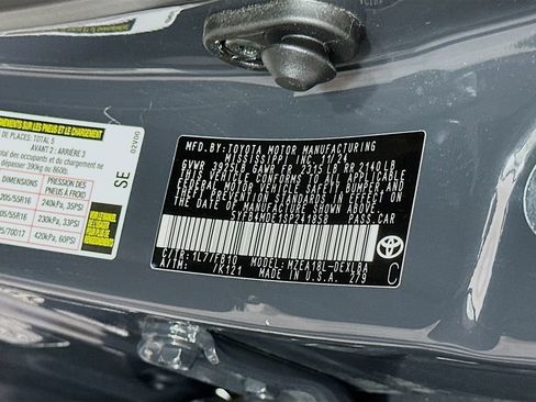 Certified 2025 Toyota Corolla LE FWD image 31