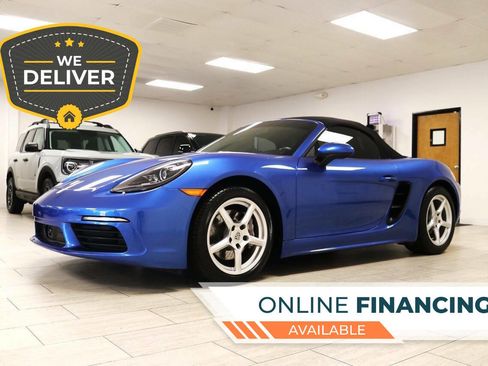 Used 2018 Porsche 718 Boxster RWD image 1