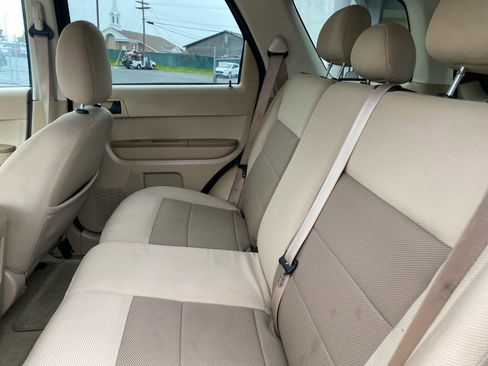 Used 2008 Ford Escape XLT image 17