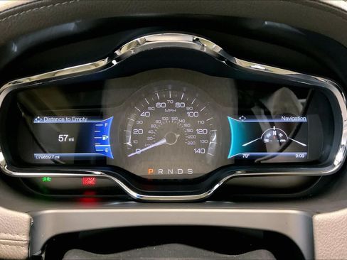 Used 2019 Lincoln MKT AWD image 25