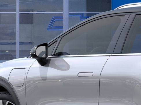New 2026 Chevrolet Equinox EV LT w/ Convenience Package II AWD/4WD image 14