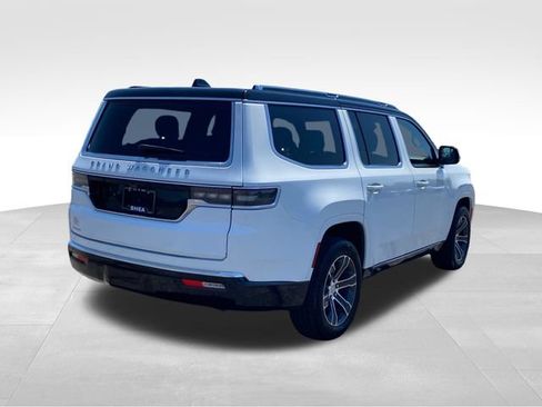 Used 2023 Jeep Grand Wagoneer 4WD image 3