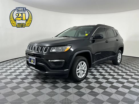 Used 2020 Jeep Compass Sport w/ Cold Weather Group AWD/4WD image 1