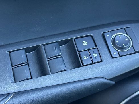 Used 2016 Lexus NX 200t FWD image 13