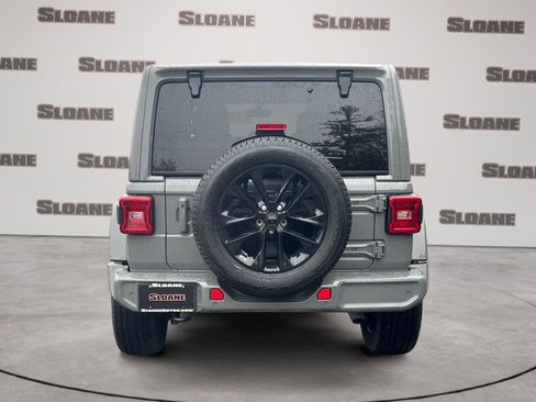 Used 2022 Jeep Wrangler Unlimited Sahara image 4