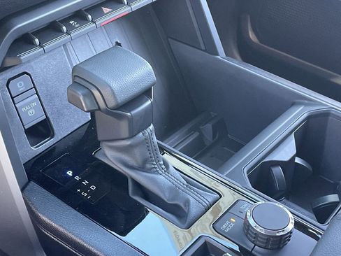 New 2026 Toyota Tundra SR5 image 13