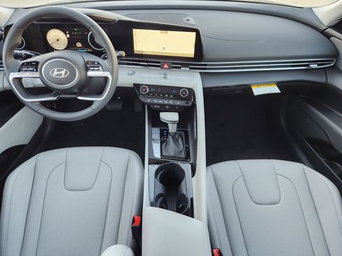 New 2026 Hyundai Elantra Limited FWD image 26