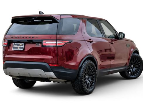 Used 2017 Land Rover Discovery HSE AWD/4WD image 8