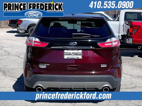 Used 2019 Ford Edge SEL w/ Equipment Group 201A image 4