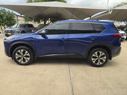 Used 2021 Nissan Rogue SV FWD image 6