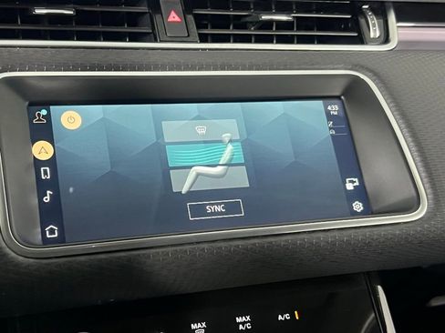 Used 2023 Land Rover Range Rover Evoque S image 18