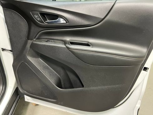 Used 2021 Chevrolet Equinox Premier AWD/4WD image 10