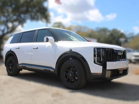 New 2027 Kia Telluride LX image 3