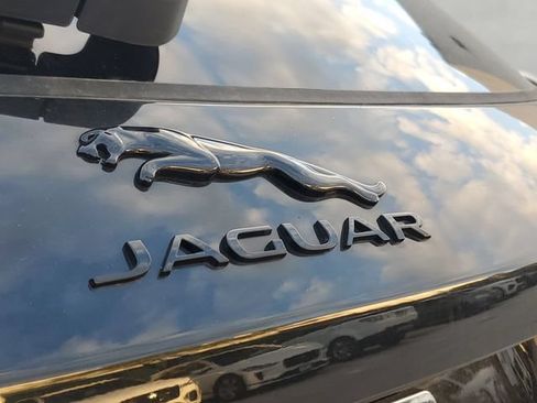 New 2026 Jaguar F-PACE R-Dynamic S AWD/4WD image 9