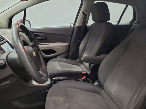 Used 2015 Chevrolet Trax LS FWD image 17