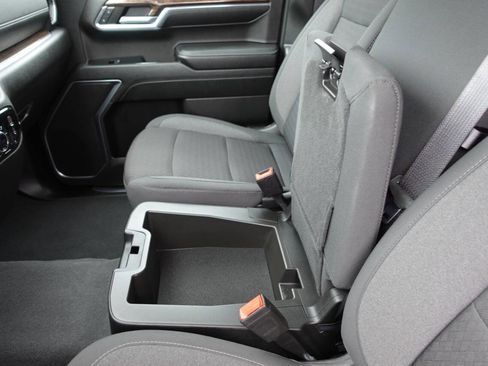 Used 2023 GMC Sierra 1500 Elevation image 35