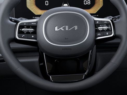 New 2026 Kia Carnival EX FWD image 22