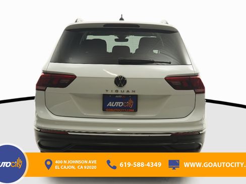 Used 2024 Volkswagen Tiguan S image 12