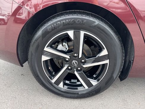 Used 2025 Nissan Sentra SV FWD image 26